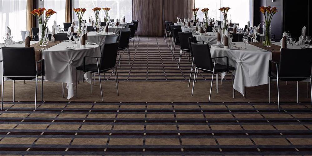 Pullman Newa Hotel 4*