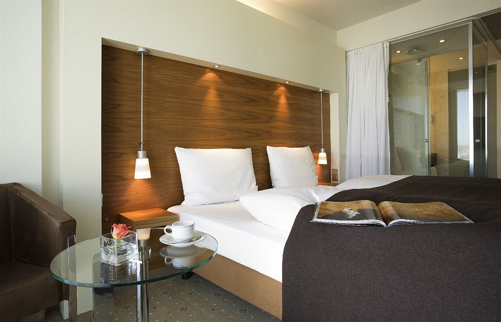 Occidental Newa Hotel 4*
